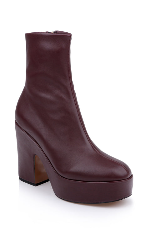 Clerae Amalia women's shoe in burgundy, product view 1